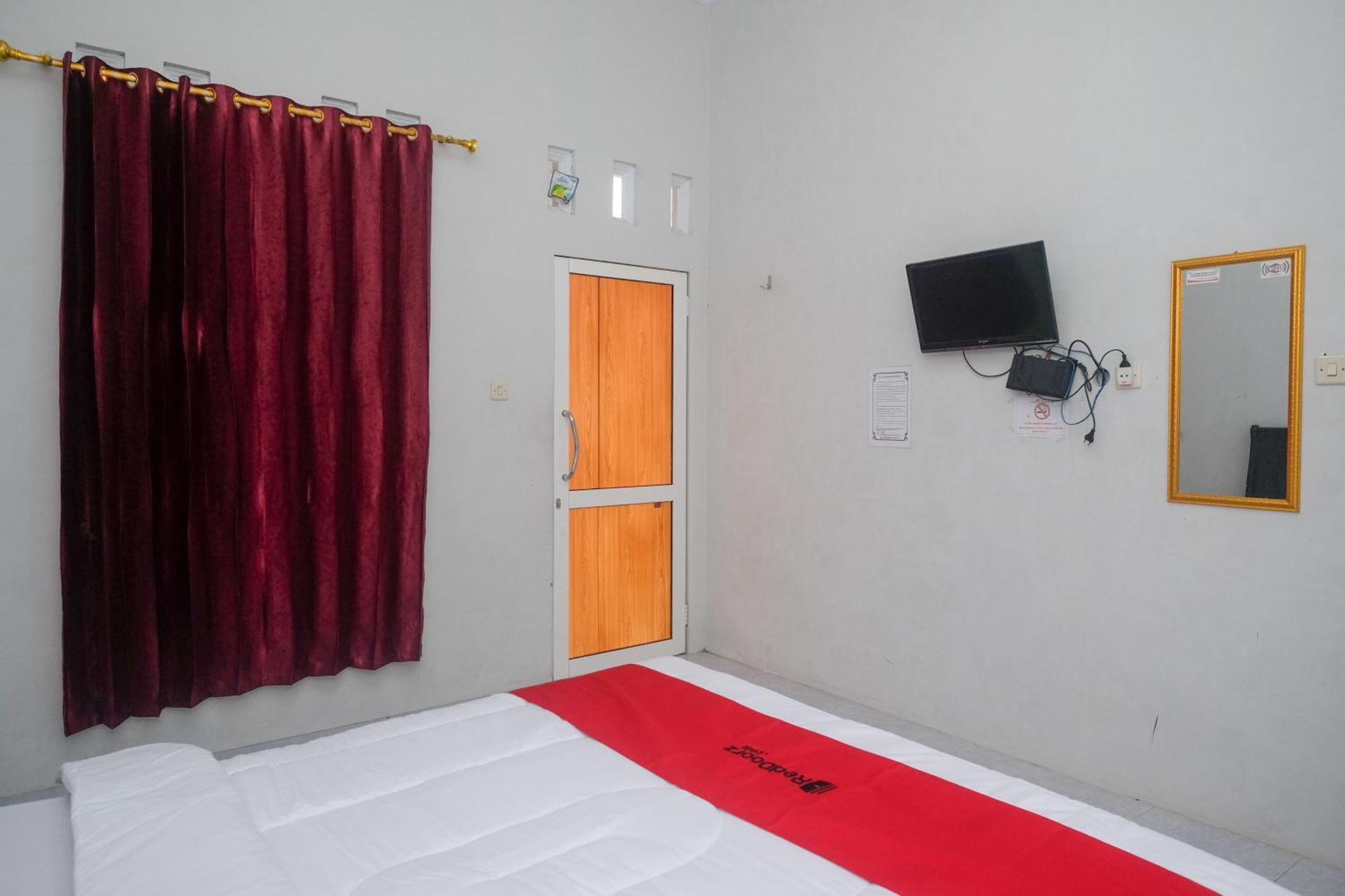 Reddoorz At Jalan Dieng 3 Wonosobo Buitenkant foto